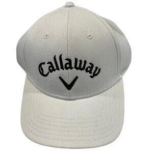 Callaway men's performance golf hat with adjustable strap.